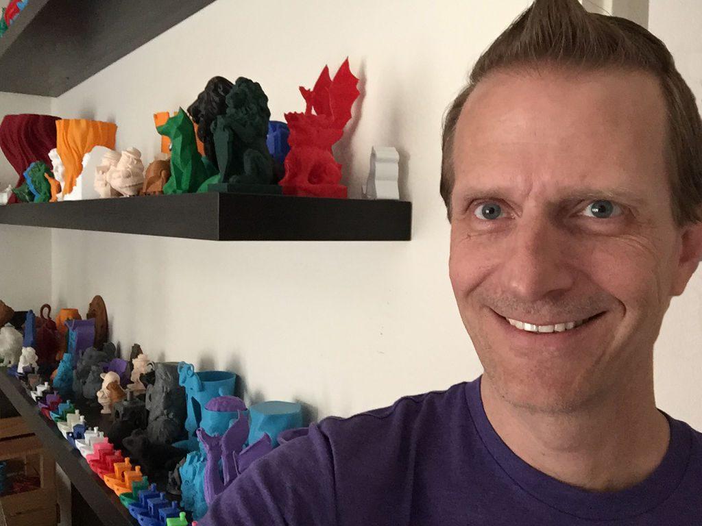 Jeffrey R Wright With His Makes - Print 3D Channel and #3DP365Project