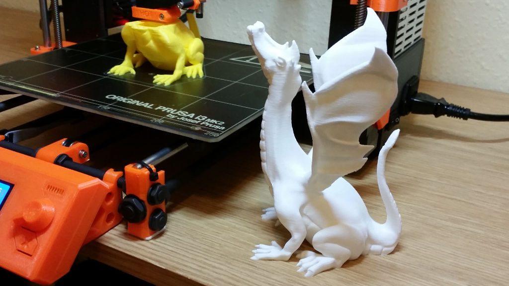 Spray Painting 3D Printed Models Gallery - Dragons Before