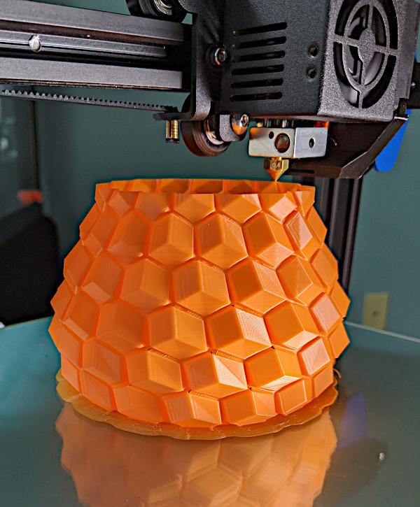 3D Printed in Spiralyze Outline Contour Mode - Honeycomb Vase by eggnot