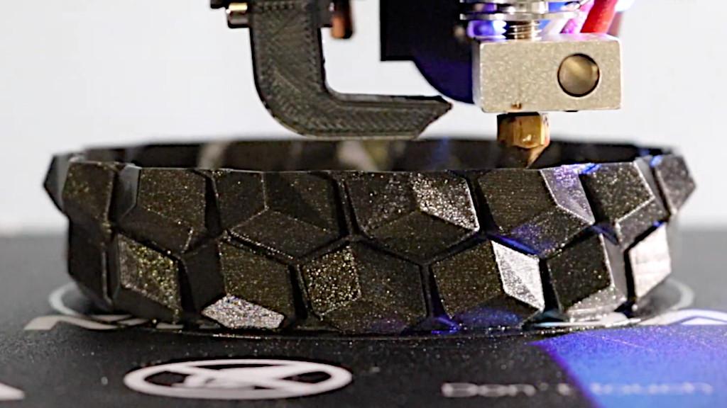 Vase Mode 3D Printing - Curved Honeycomb Vase