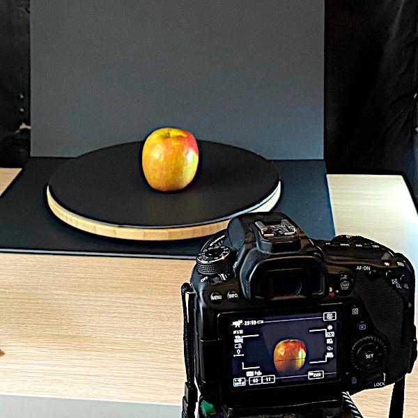 Turntable Setup for Photogrammetry, an Apple and DSLR Camera
