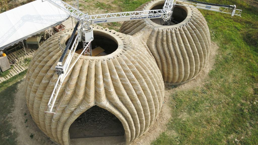 TECLA 3D Printed House and Crane WASP 3D Printer