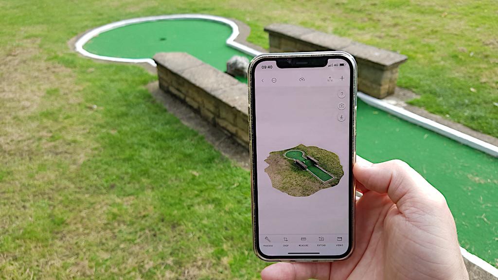 3D Scanned Mini Golf in Polycam App