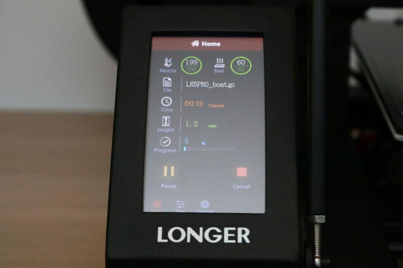 The color LCD touchscreen on the Longer LK5 Pro