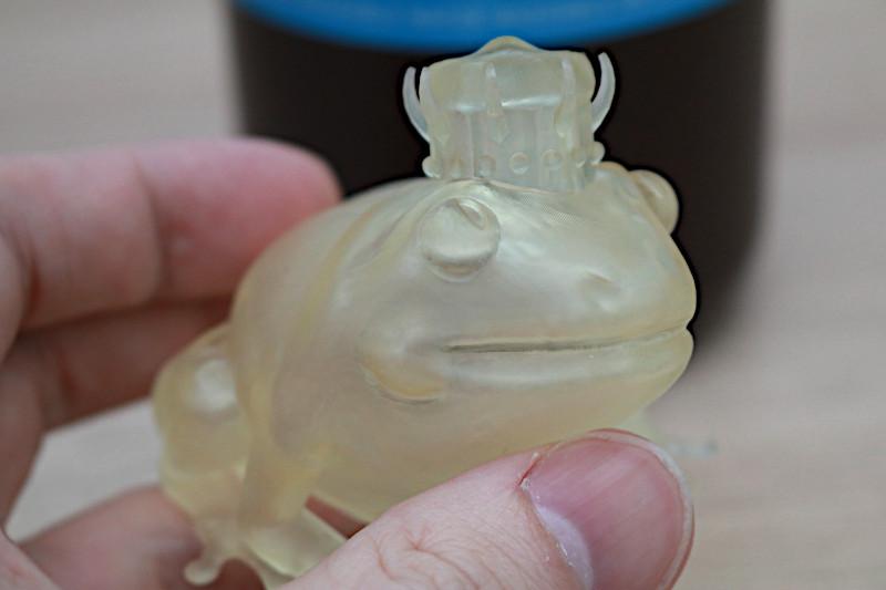 Frog King by SparkyFace5