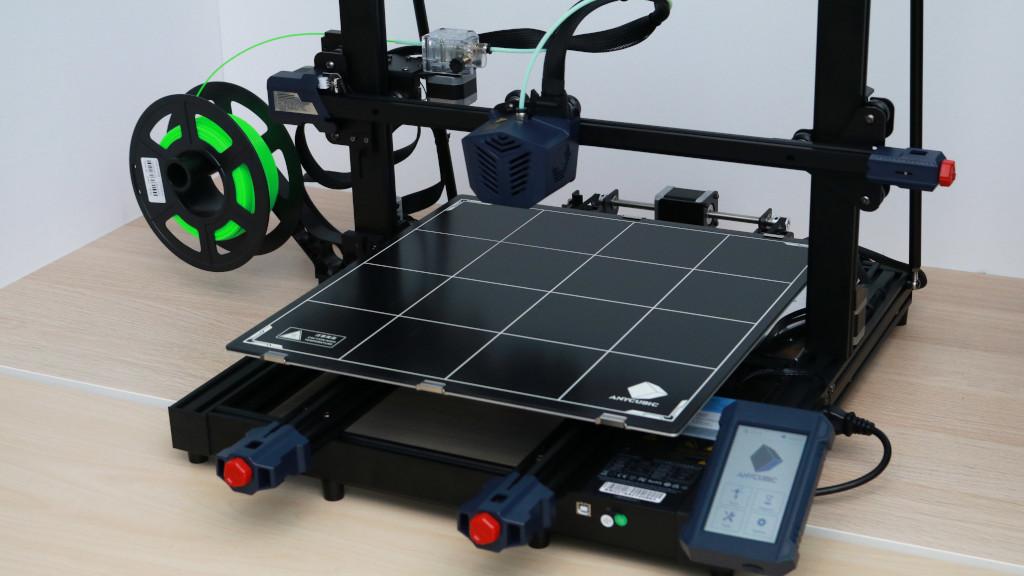 Anycubic Kobra Max Review - Large Format Printing