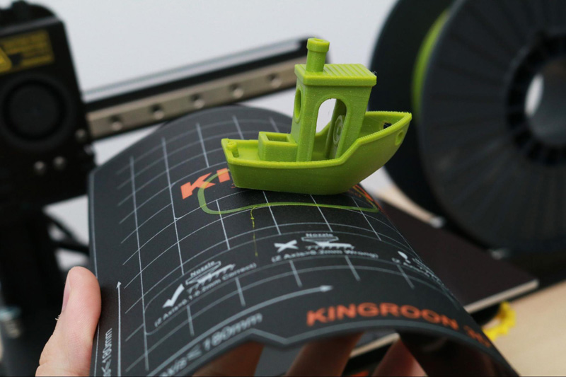 Flexible build platform the 3DBenchy
