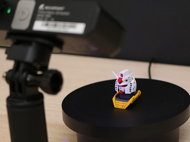 Scanning Gundam