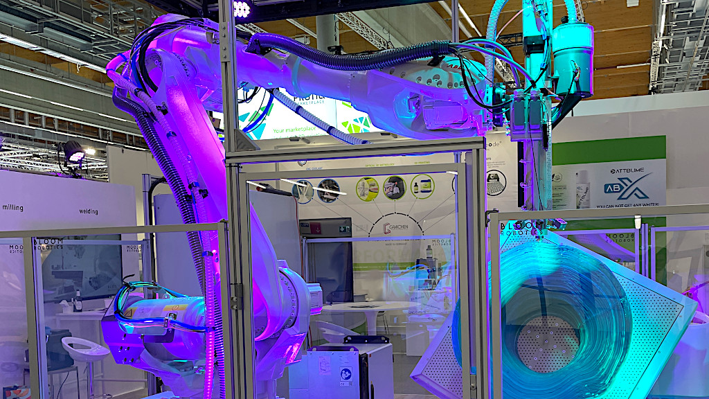 Bloom Robotics Robotic Arm at Formnext