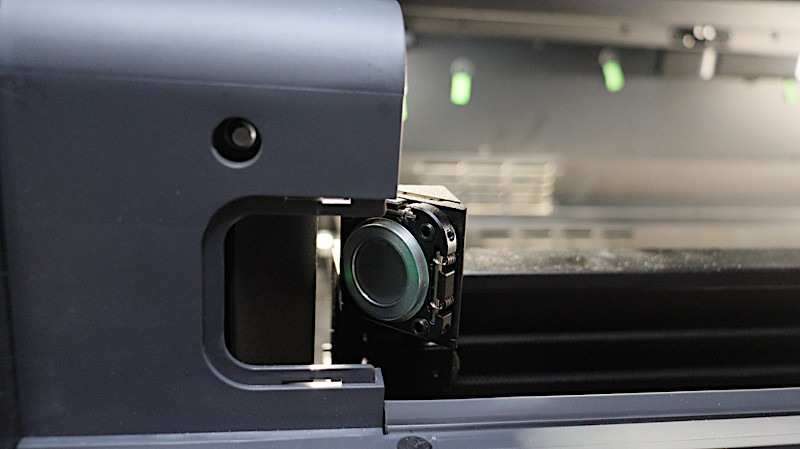 Laser adjustment and mirror
