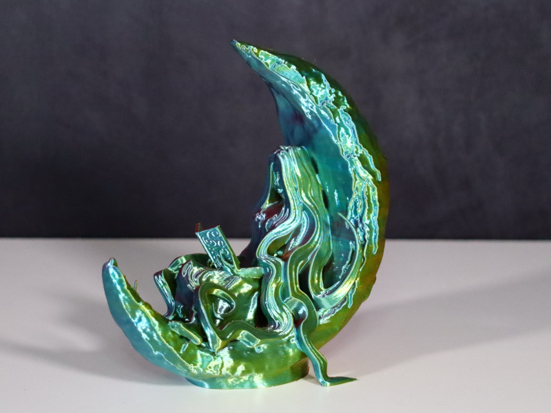 Lunael’s Dream Side View