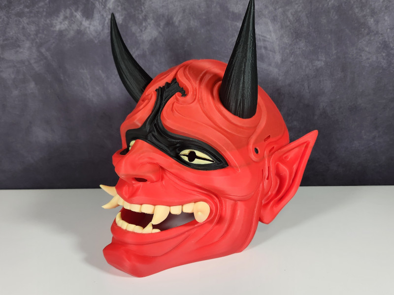 ONI Wall Mask Side View