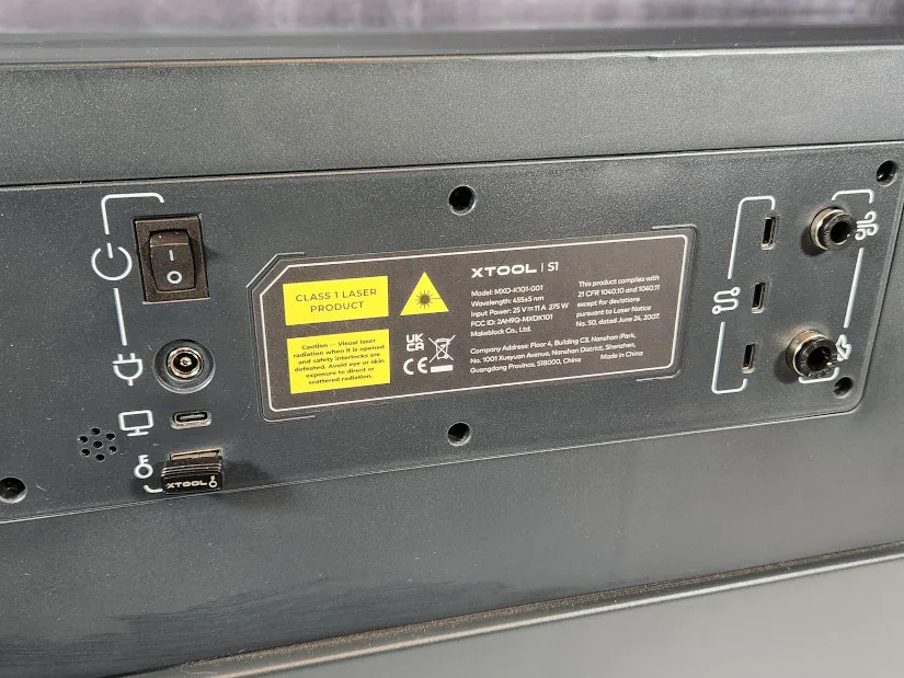 Connection Ports and USB Key
