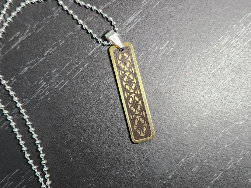 Engraved Pattern on Pendant