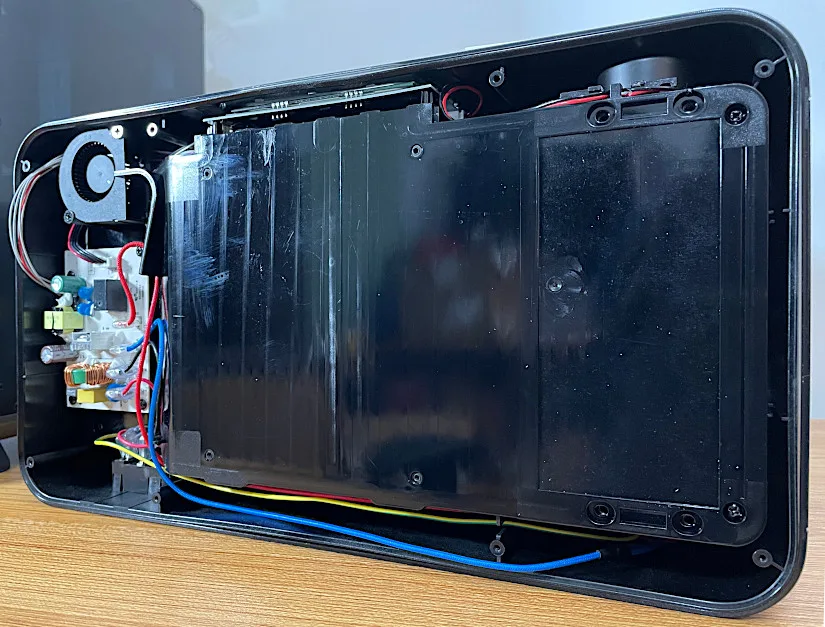E2 with Bottom Lid Unscrewed