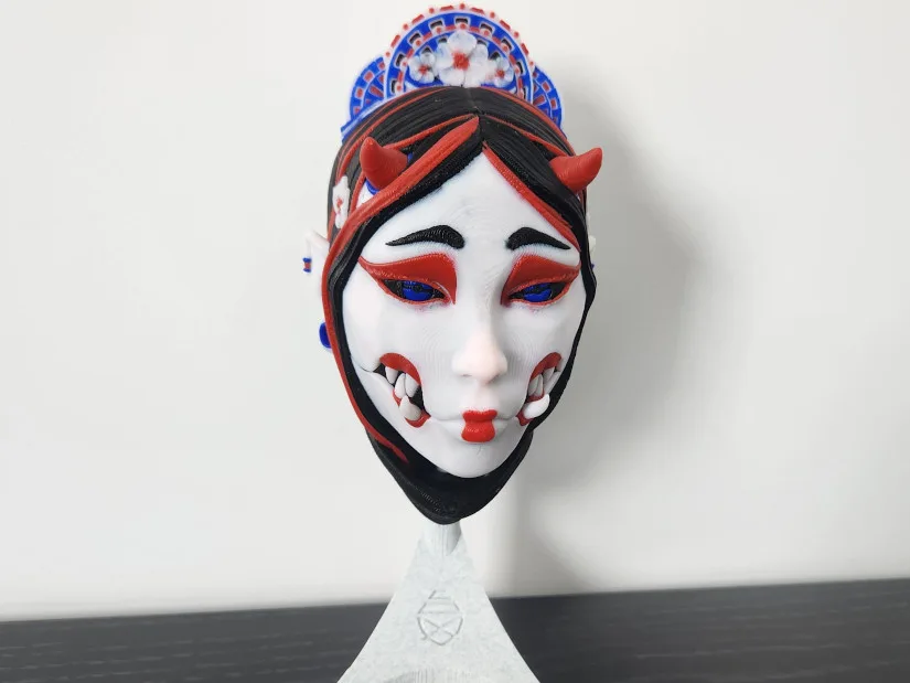 Pipe Cox Kuchisake Wall Mask