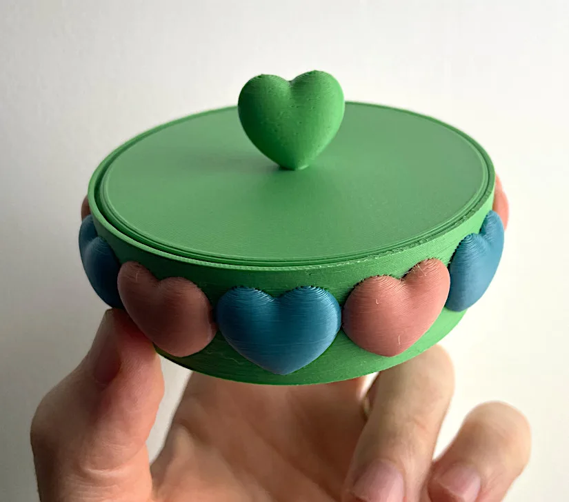 Multicolor Hearts Stacking Tray with the Lid