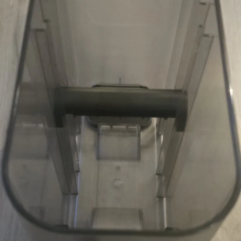 Filament holder installed inside the JAYO J1 FilaDryer
